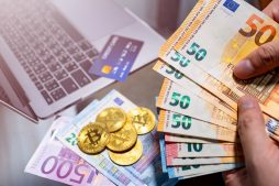 Como sacar dinheiro no cartão de crédito